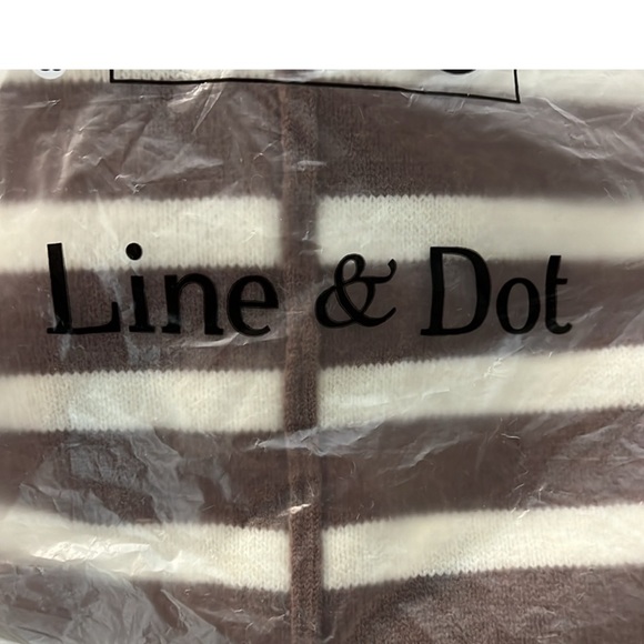 Line and Dot brown and cream striped Cow Neck Sweater! - Picture 4 of 5